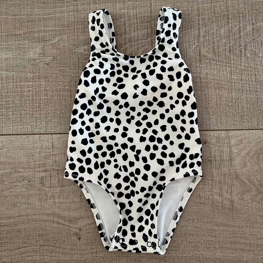 Old Navy Animal Print One Piece Swimsuit: Sz 6-12 most Color: Black & White